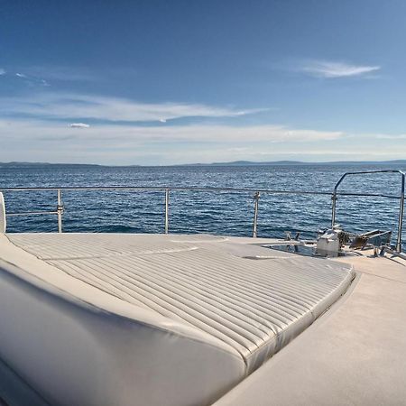 Luxury Yacht - Lex Of The Seas Hotel สปลิท ภายนอก รูปภาพ