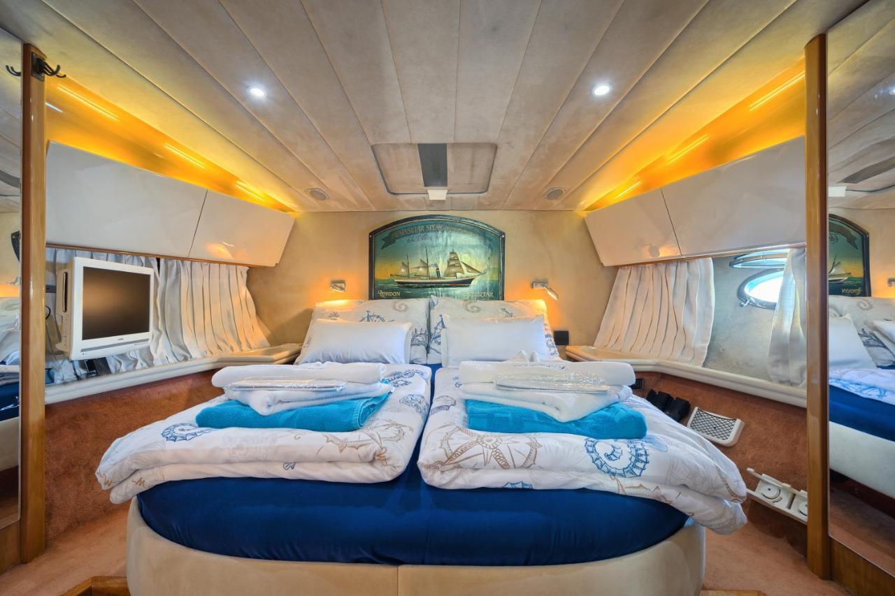 Luxury Yacht - Lex Of The Seas Hotel สปลิท ภายนอก รูปภาพ